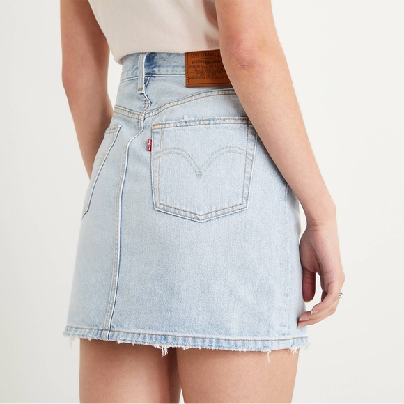 Levi's Sky Blue Mini Denim Skirt - Picture 4 of 8